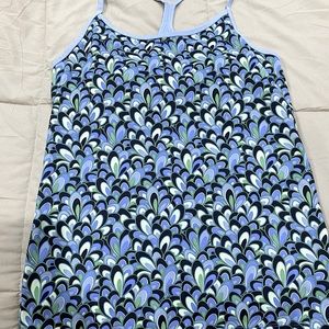 Champion tank with shelf bra